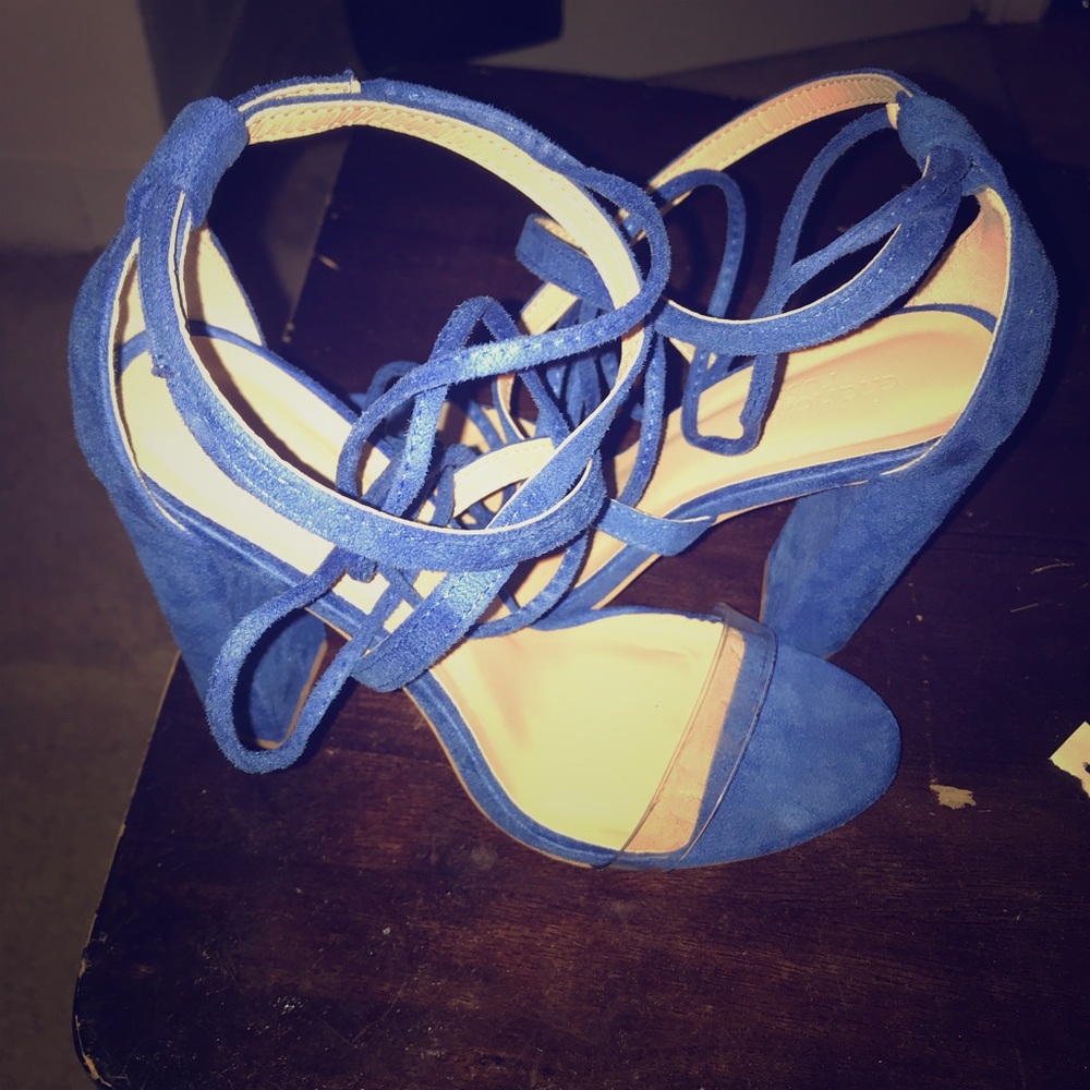 Velvet blue lace up the leg platform heel